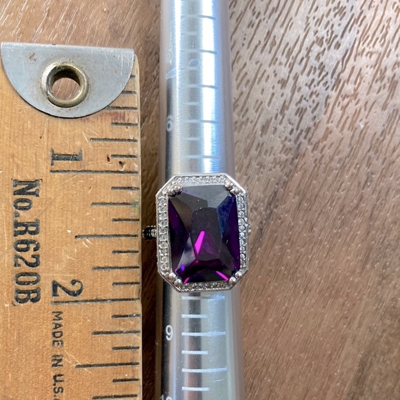 Silver with Purple Stone Statement Ring 13g - Picture 2 of 9